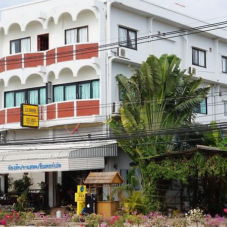 Hotel Ez House Sukhothai Exterior foto